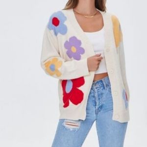 NWOT Forever 21 Flower Cardigan. Size Medium. Never Worn